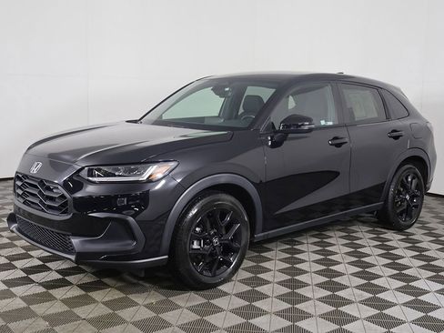 Used 2024 Honda HR-V Sport image 7