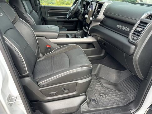 Used 2026 RAM 3500 Laramie AWD/4WD image 21