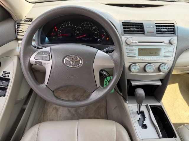 Used 2008 Toyota Camry LE FWD image 10