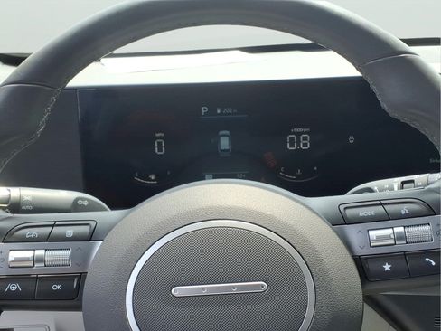 Used 2025 Hyundai Kona SEL AWD/4WD image 18
