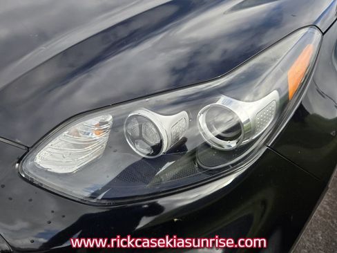 Used 2022 Kia Sportage EX image 11