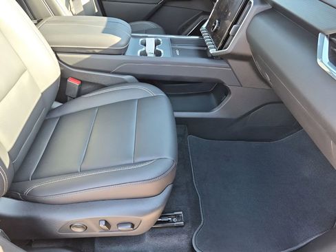 New 2026 GMC Acadia Elevation w/ Black Edition image 16