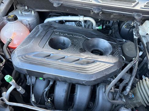 Used 2019 Ford EcoSport SE image 22