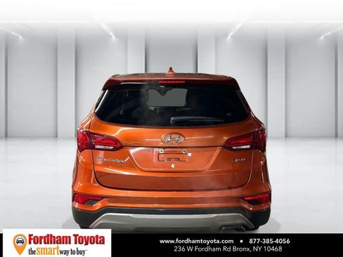 Used 2017 Hyundai Santa Fe Sport image 6