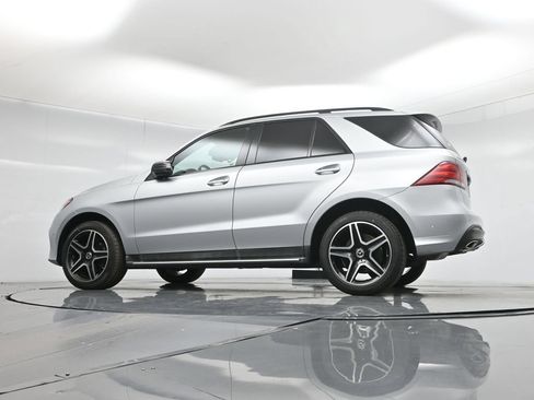Used 2019 Mercedes-Benz GLE 400 4MATIC image 52