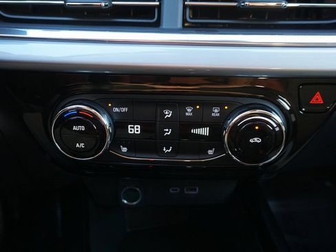 New 2026 Chevrolet Trax LT w/ Driver Confidence Package image 15