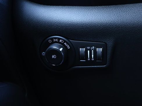 New 2026 Jeep Compass Latitude image 15