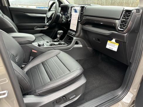 New 2025 Ford Ranger Lariat w/ Chrome Accent Package image 42