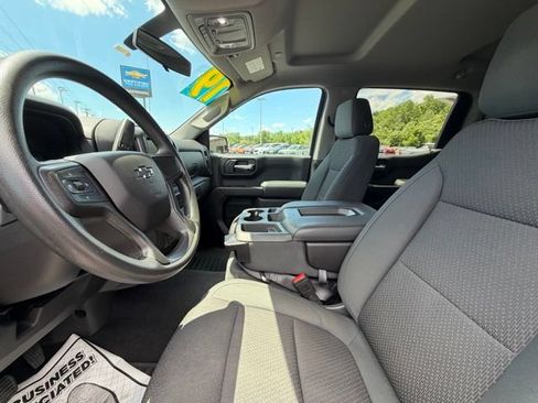 Used 2019 Chevrolet Silverado 1500 Custom Trail Boss w/ Custom Convenience Package AWD/4WD image 12