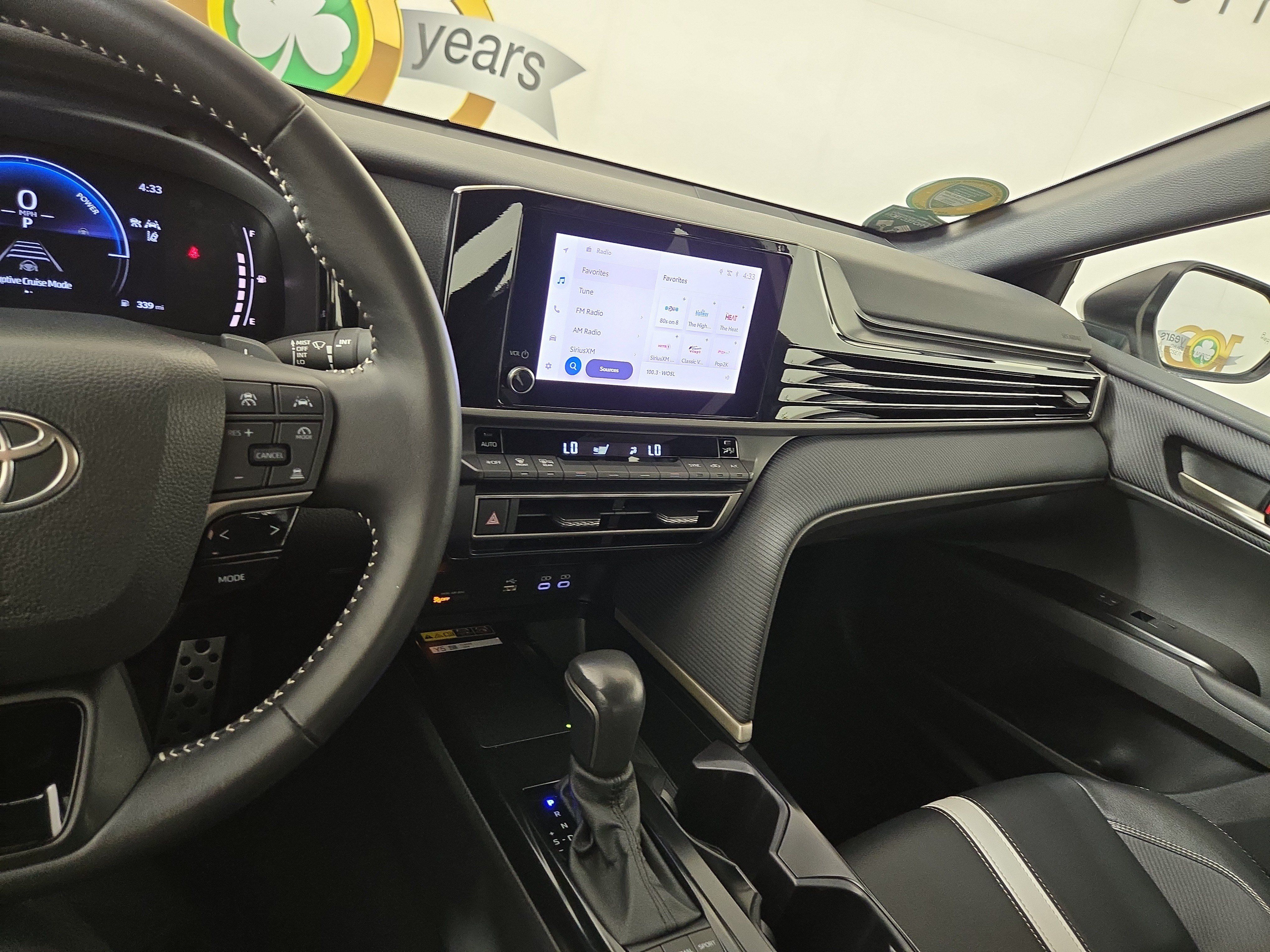 Used 2025 Toyota Camry SE FWD image 23