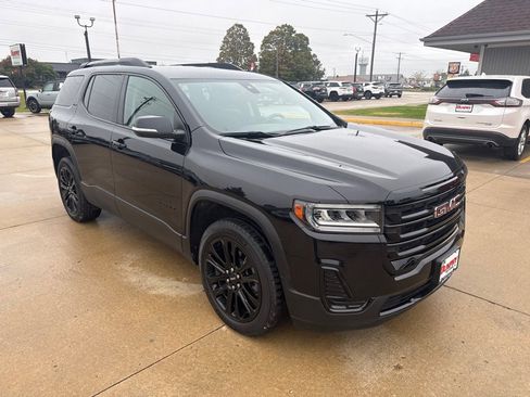 Used 2023 GMC Acadia SLE w/ Driver Convenience Package image 7