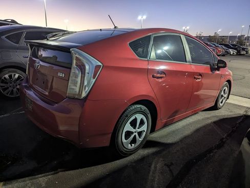 Used 2014 Toyota Prius Two FWD image 4