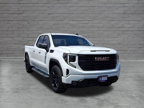 Used 2026 GMC Sierra 1500 Elevation w/ Elevation Select Package AWD/4WD image 2