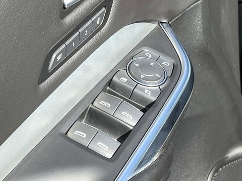 Used 2023 Cadillac XT4 Premium Luxury w/ Enhanced Visibility Package image 25