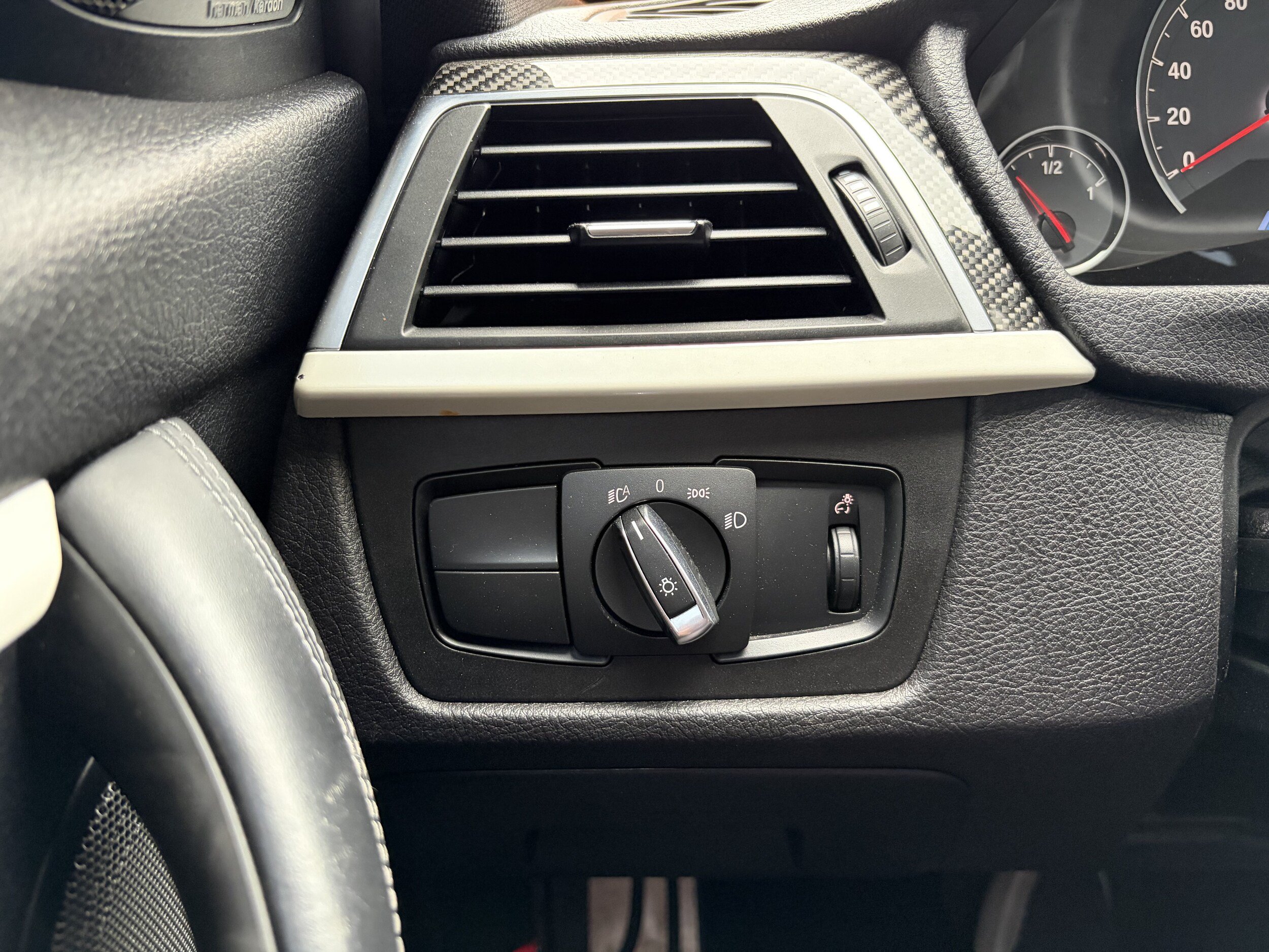 Used 2016 BMW M3 RWD image 12