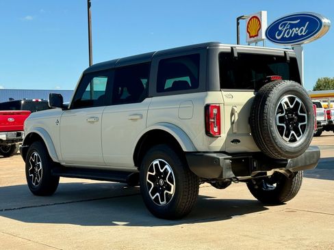 New 2025 Ford Bronco Outer Banks image 31