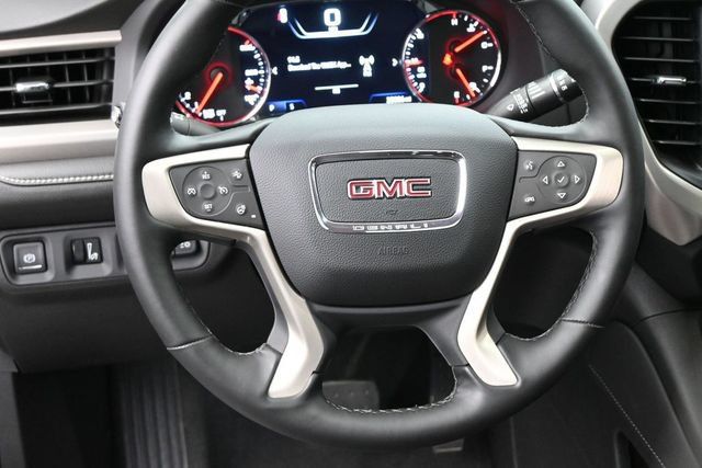 Used 2023 GMC Acadia Denali w/ Denali Ultimate Package AWD/4WD image 8