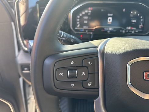 New 2025 GMC Sierra 1500 SLE w/ Preferred Package image 18