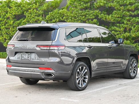 Used 2023 Jeep Grand Cherokee L Overland w/ Trailer Tow Group (B) RWD image 4