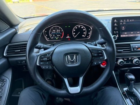 Used 2018 Honda Accord Sport image 11