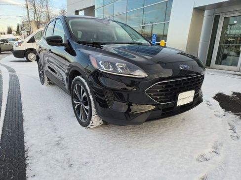 Certified 2022 Ford Escape SE w/ SE Sport Appearance Package image 1