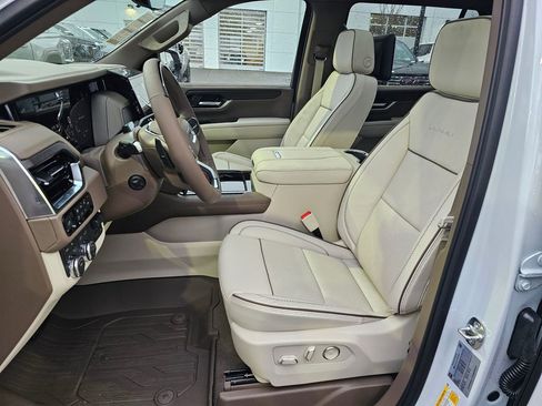 New 2026 GMC Yukon XL Denali w/ Advanced Technology Package AWD/4WD image 61