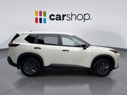 Used 2023 Nissan Rogue S AWD/4WD image 6