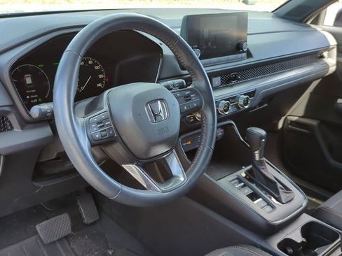 Used 2023 Honda CR-V Sport image 9