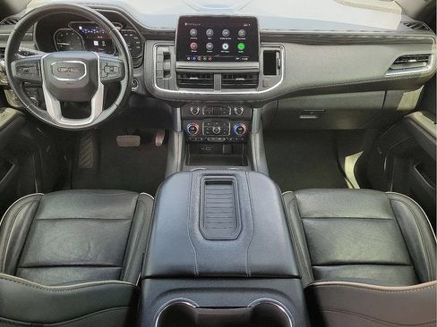 Used 2021 GMC Yukon SLT w/ Rear Media and Nav Package AWD/4WD image 11