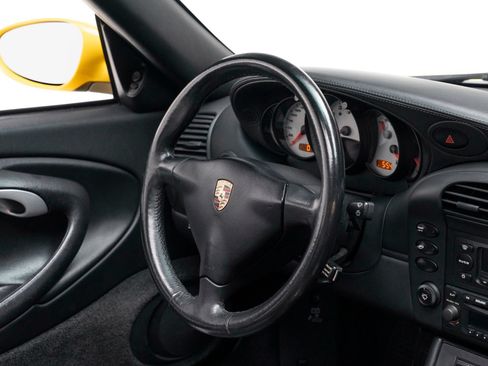 Used 2004 Porsche 911 Carrera 4S AWD/4WD image 39