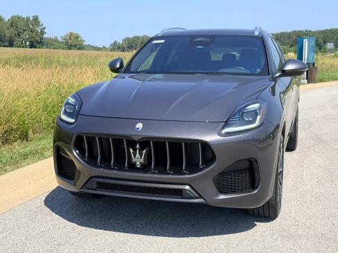 Used 2023 Maserati Grecale GT AWD/4WD image 34