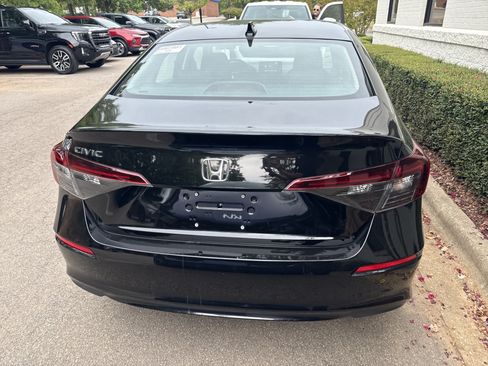 Used 2026 Honda Civic LX image 8