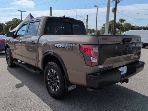Used 2023 Nissan Titan PRO-4X w/ Pro-4x Convenience Package AWD/4WD image 6