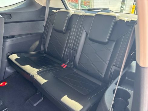 Used 2024 Volkswagen Atlas SE AWD/4WD image 13