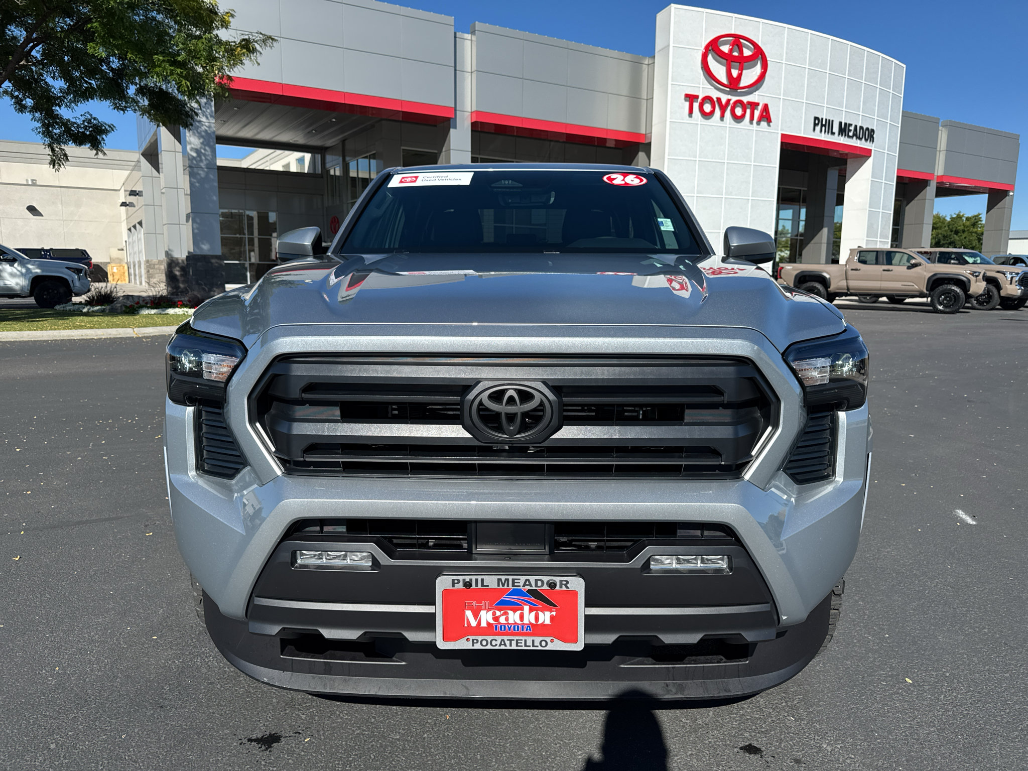 Certified 2026 Toyota Tacoma SR5 AWD/4WD image 8