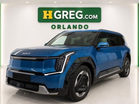 Used 2024 Kia EV9 Land AWD/4WD image 4
