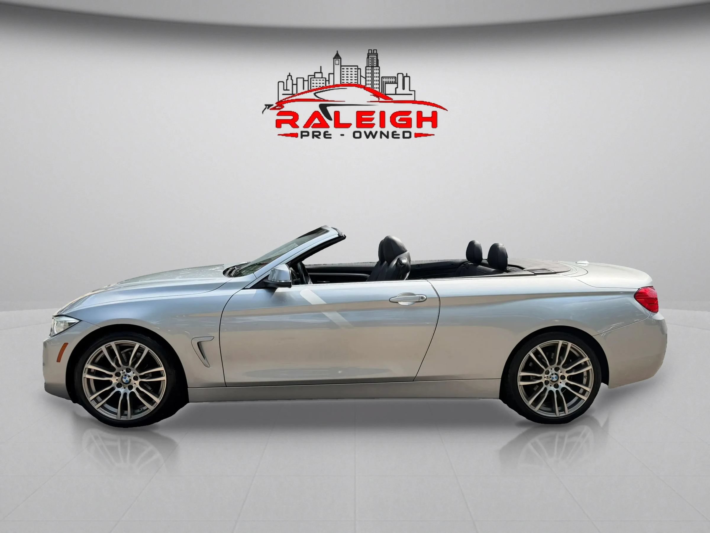 Used 2016 BMW 428i Convertible RWD image 2