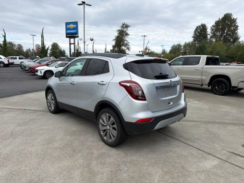 Used 2019 Buick Encore Preferred FWD image 3