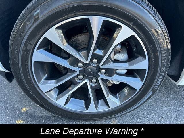 Certified 2023 Jeep Grand Cherokee Overland w/ Luxury Tech Group IV AWD/4WD image 12