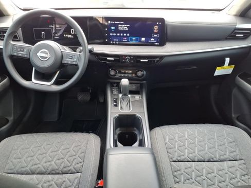 Used 2026 Nissan Kicks SV FWD image 12