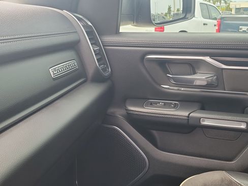 Used 2023 RAM 1500 Laramie AWD/4WD image 30