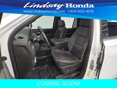 Used 2023 GMC Yukon SLT AWD/4WD image 12