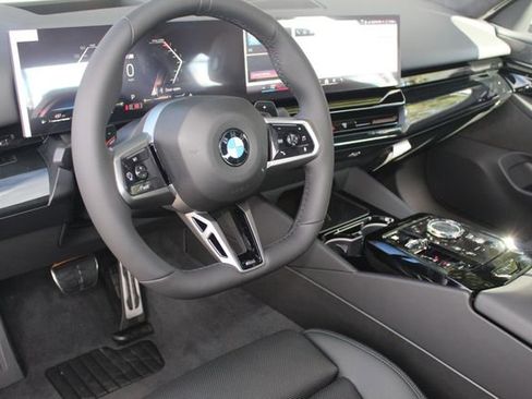 New 2026 BMW 530i xDrive w/ Executive Package image 13