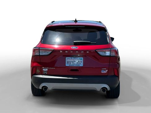 Used 2020 Ford Escape Titanium w/ Titanium Premium Package 2.0 FWD image 4