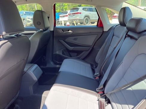New 2026 Volkswagen Jetta SE FWD image 12