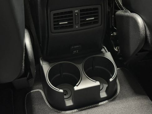 Used 2018 Mercedes-Benz G 550 Squared image 36