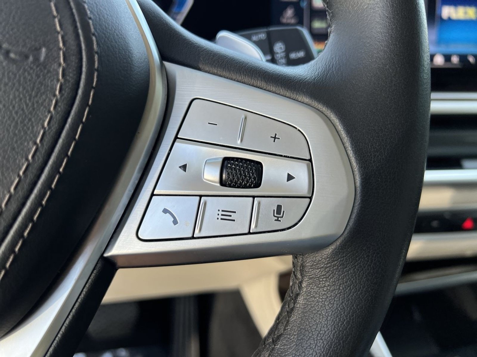 Used 2026 BMW X7 xDrive40i AWD/4WD image 29