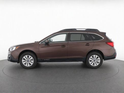 Used 2019 Subaru Outback 2.5i Premium AWD/4WD image 7