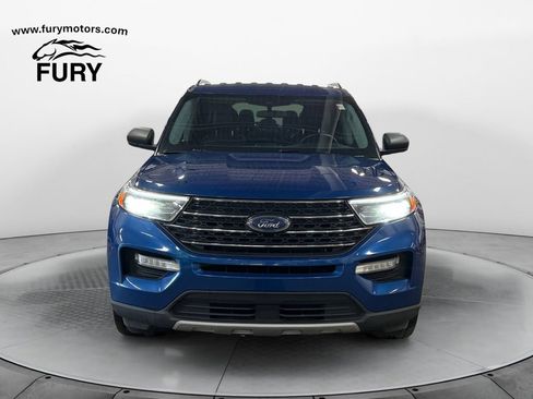 Used 2022 Ford Explorer XLT AWD/4WD image 8