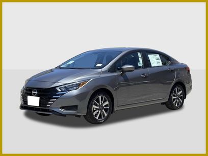 New 2025 Nissan Versa SV w/ Trunk Package